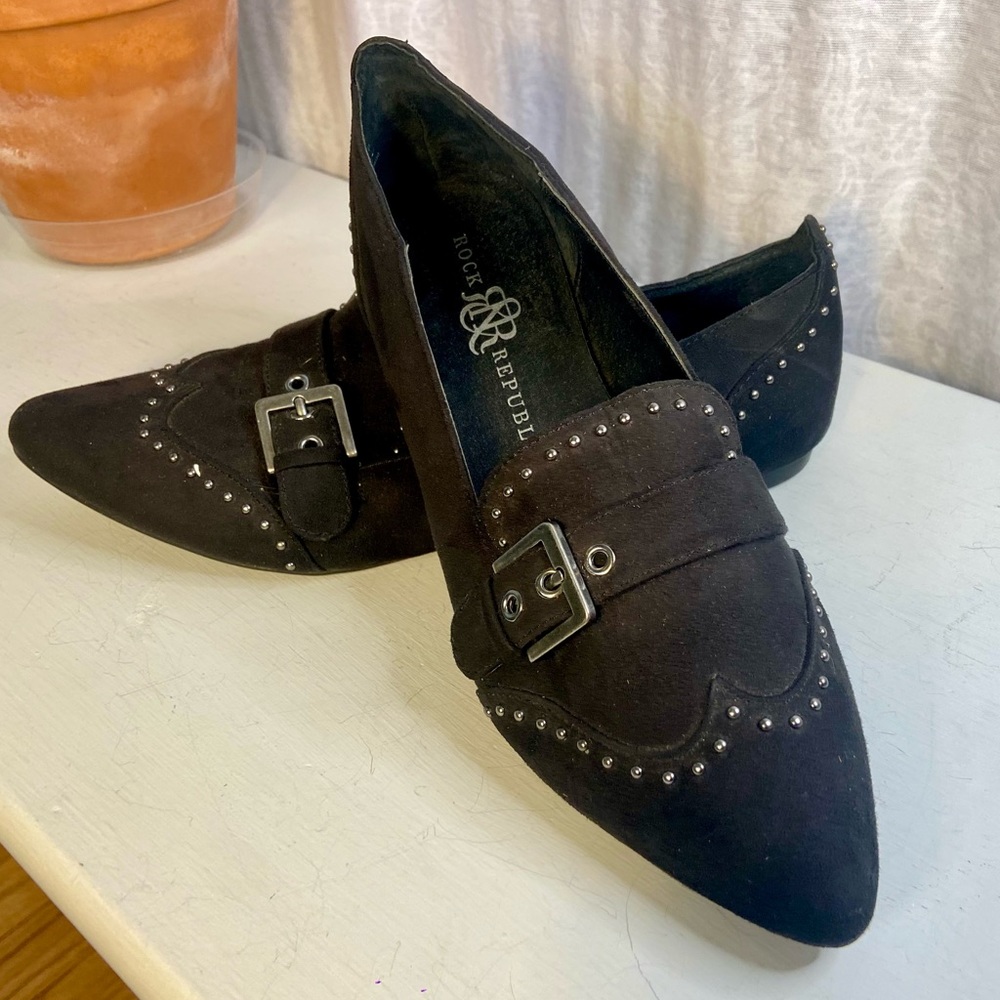 Rock & Republic Black Vegan Suede Flats with Sulver Studs Size 7 1/2